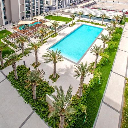 A Luxury Aprt 2 Bedrooms Balcony With Wonderful View Mall Access Hi Speed Wifi Beach Access & Much More For Family Only Samaheej Zewnętrze zdjęcie