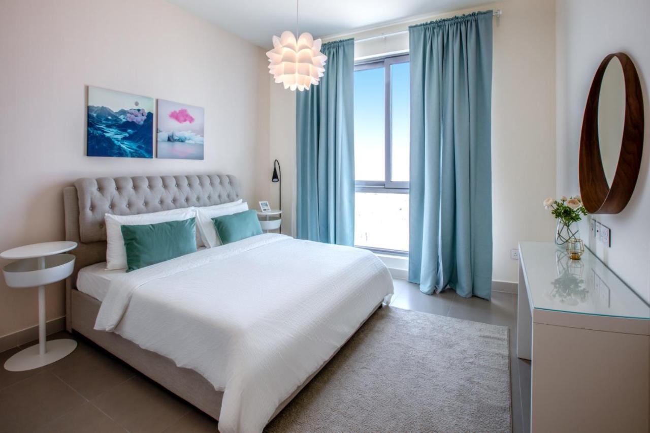 A Luxury Aprt 2 Bedrooms Balcony With Wonderful View Mall Access Hi Speed Wifi Beach Access & Much More For Family Only Samaheej Zewnętrze zdjęcie